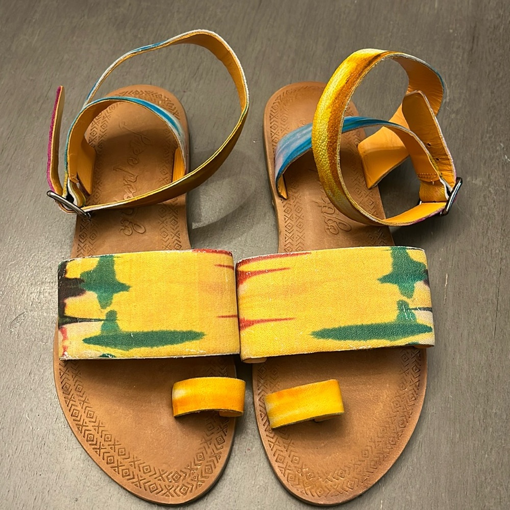 Free people sun peaks tie dye leather sandals size 6.5